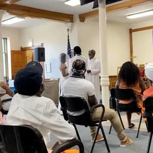 Meet your Posher, Leslie